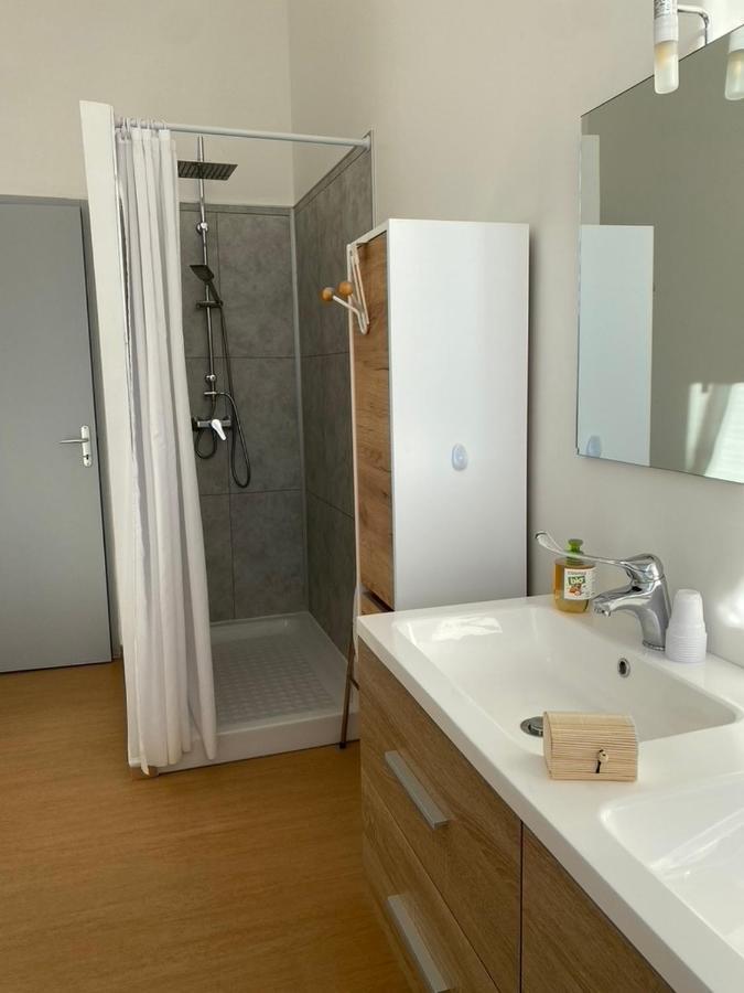 Demeure Des Dentelles Avec Parking Gratuit Bed & Breakfast Le Puy-en-Velay Eksteriør bilde